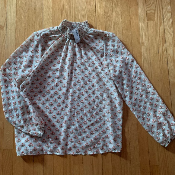 Long sleeve floral - Picture 1 of 4